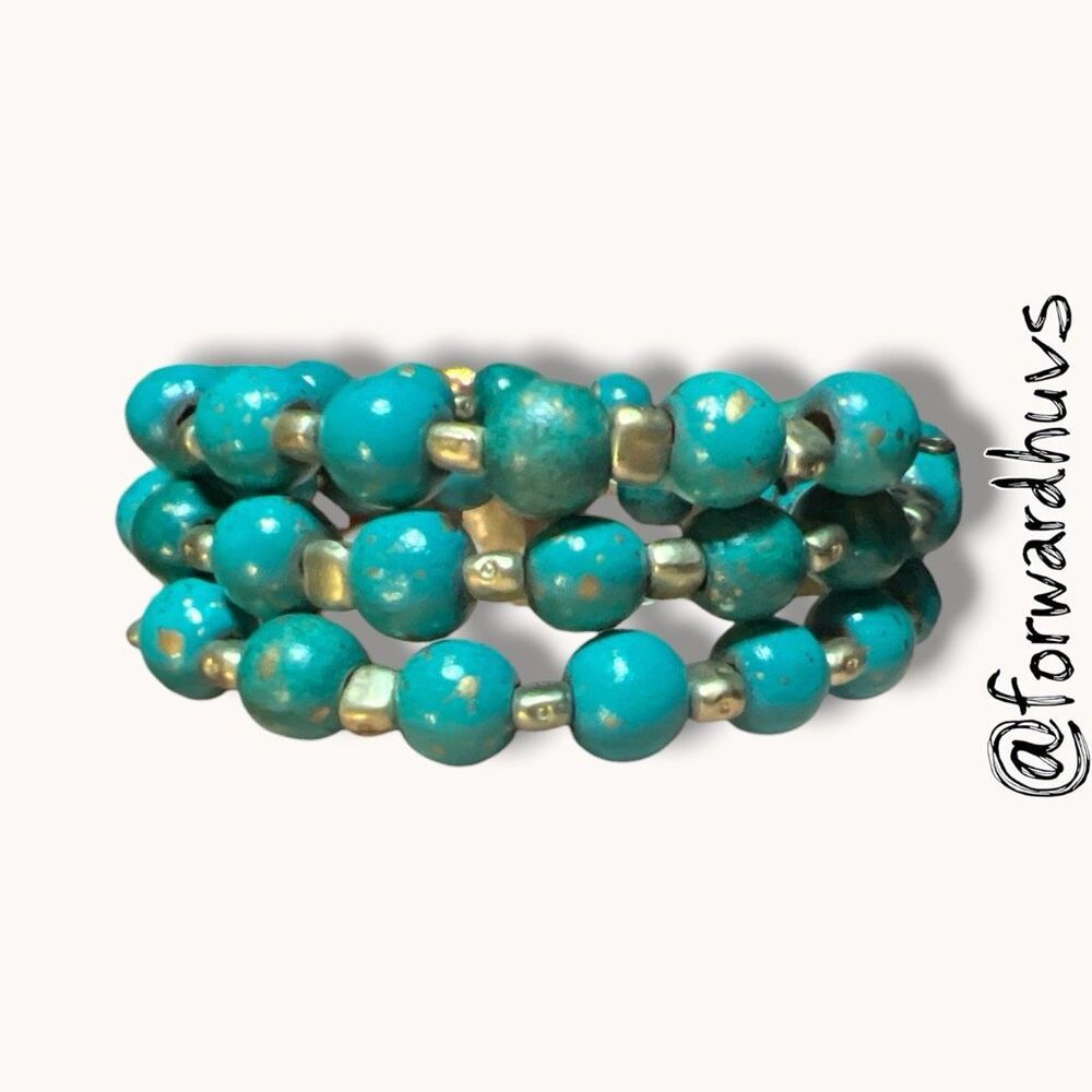 Faux Turquoise Triple Wrap Memory Wire Bracelet Silver Tone Boho Statement